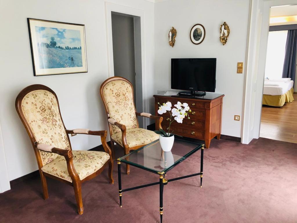 Schloss Kurhotel Strobl Exterior photo